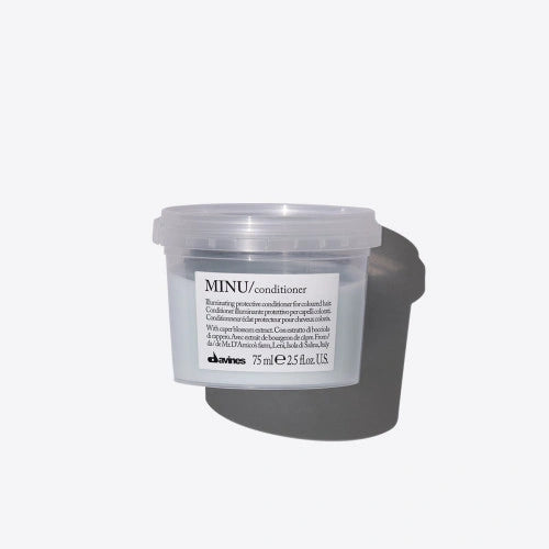 FORMING Pomade Помадка для надання форми та текстури з еластичною фіксацією. Фіксація #2 More Inside
