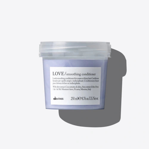 LOVE smoothing Instant Mask  Маска для миттєвого розгладження та надання м'якості волоссю Essential Haircare